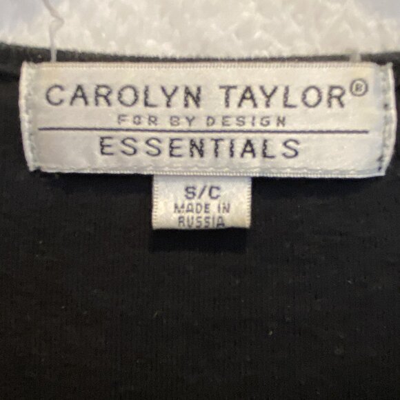 CAROLYN TAYLOR -- Black Top, 3/4 Sleeves, Faux Diamond (Rhinestone) Monogram "D" - Picture 14 of 15